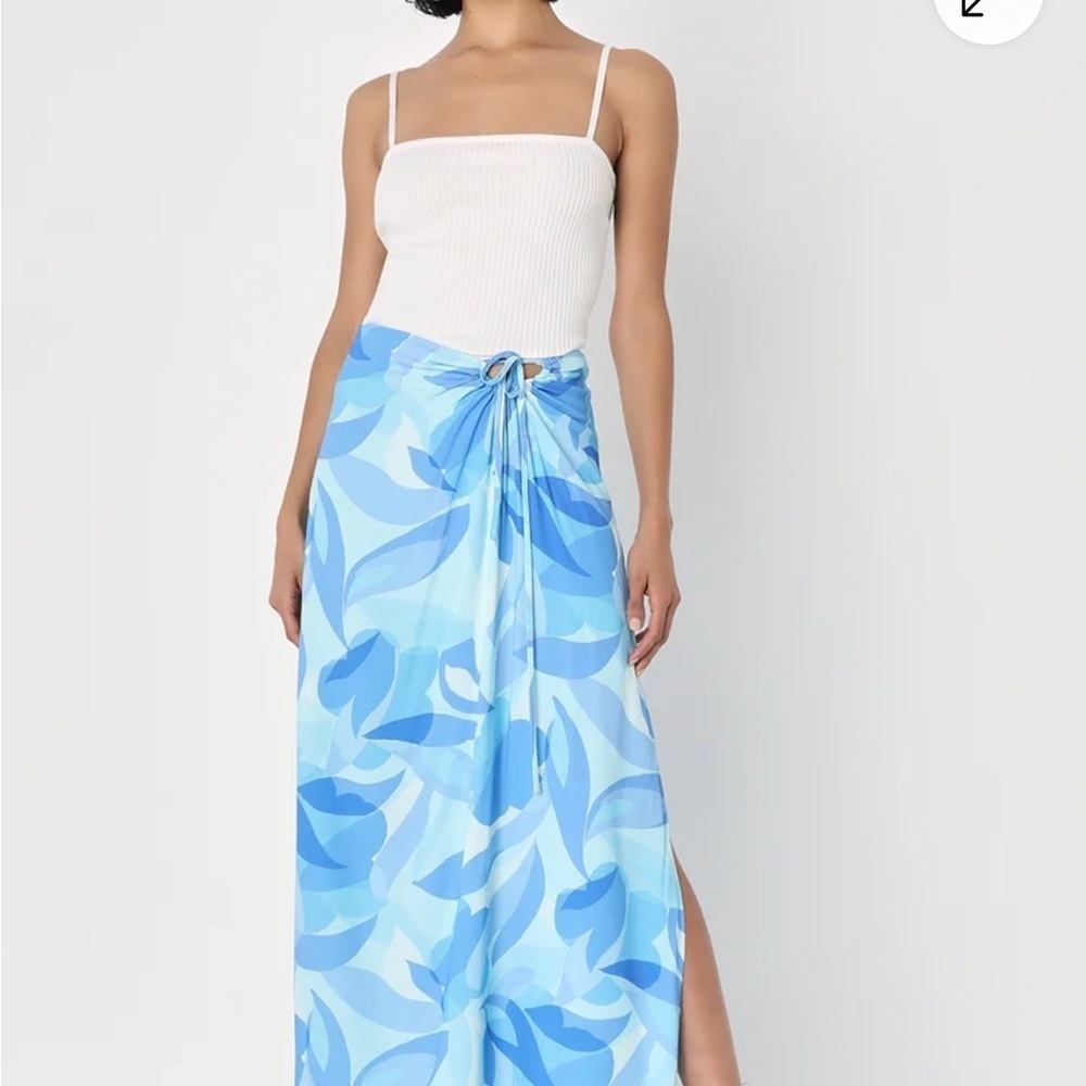 Lulus Tropical Energy Blue Multi Abstract Print Keyhole Maxi Skirt S NWOT